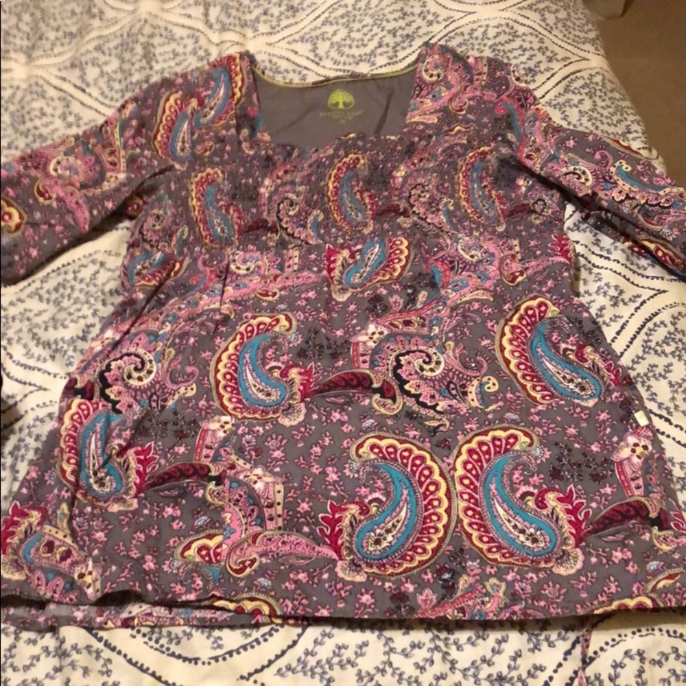 Healing hands scrub top